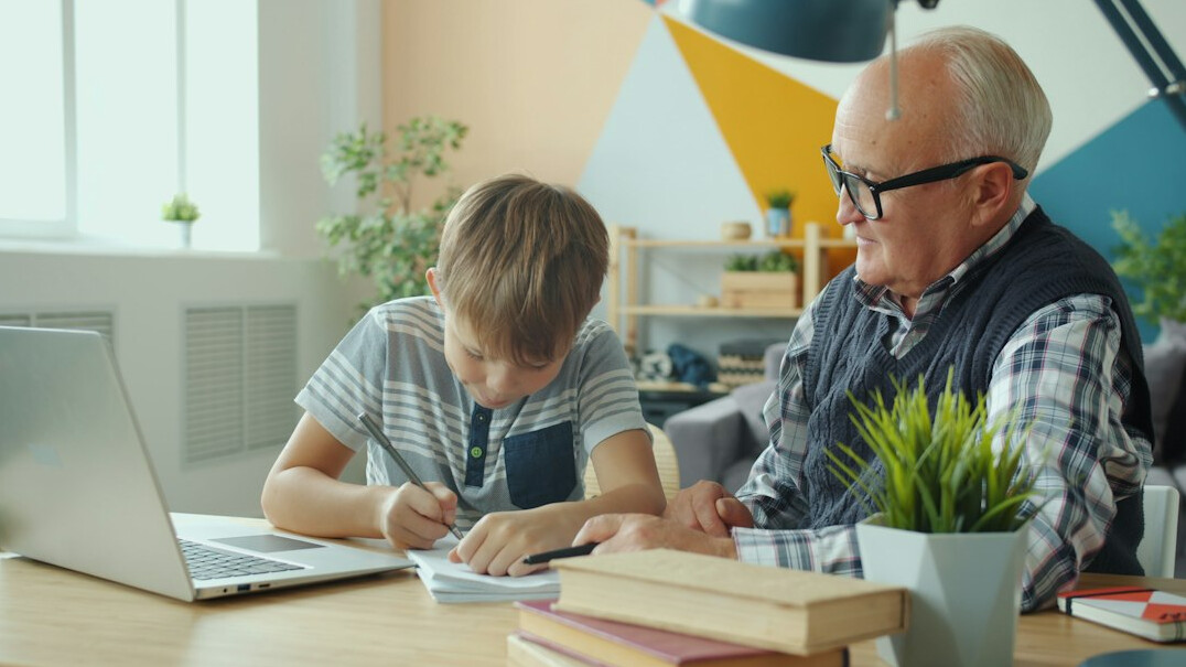mentor helping student